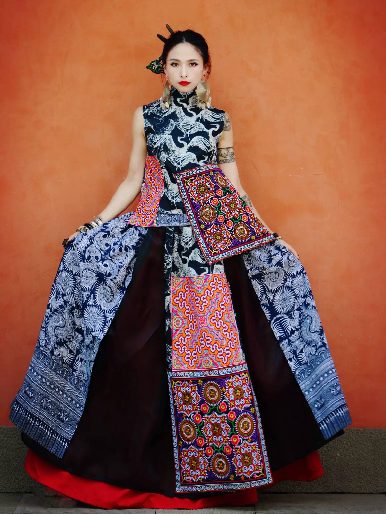 ملابس تقليدية لفتيات مياوجيانغ - مراجعة Ethnic Clothing & Online Fashion Store Khaadi Uk وسعره